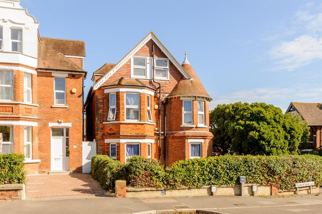 Radnor Park Road, Folkestone, Kent 9 bed detached house £599,950