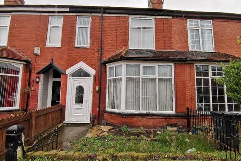 1 bedroom in a house share to rent, Sumner Road, Salford, M6
