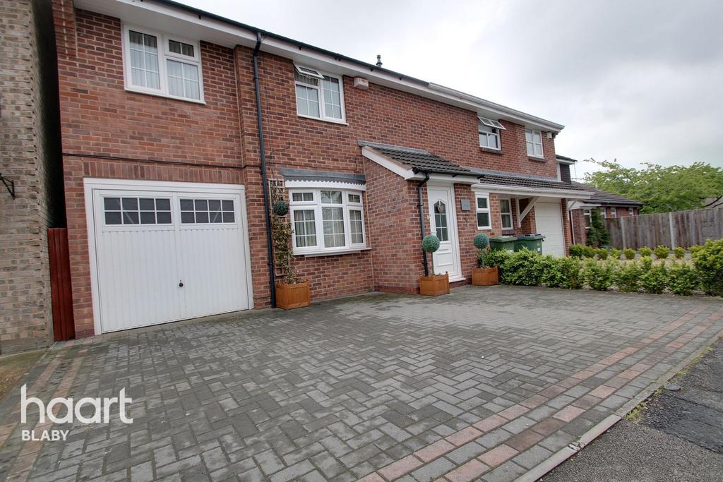 Parsons Drive, Glen Parva 3 bed semidetached house £230,000