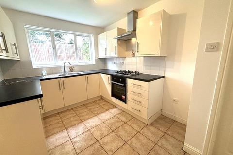 4 bedroom detached house to rent, Boothroyd Drive,  Leeds, LS6