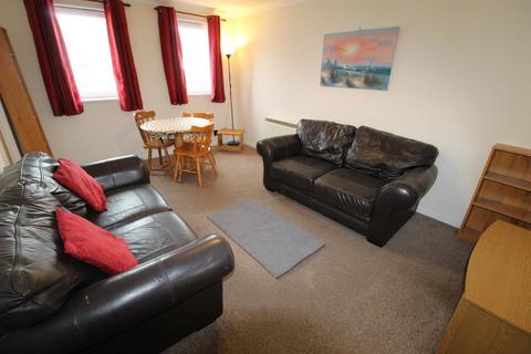 2 bedroom flat to rent, St Annes Court, Jute Street, AB24