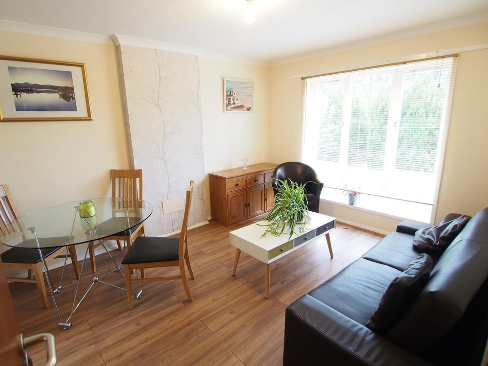 Garthdee Road, Aberdeen, AB10 4 bed terraced house £1,200 pcm (£277 pw)