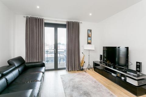1 bedroom flat to rent, Paxton House, Highams Park, E4