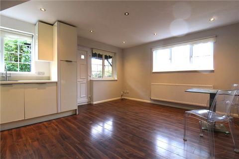 1 bedroom house to rent, Sawyers Lawn, Ealing, W13