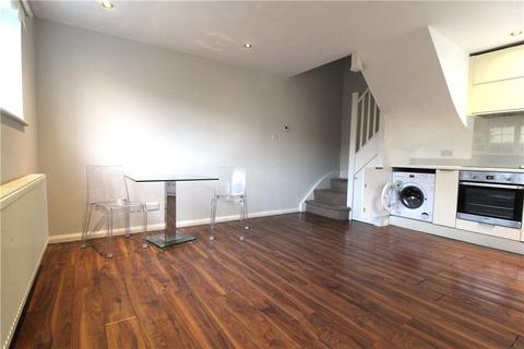 1 bedroom house to rent, Sawyers Lawn, Ealing, W13