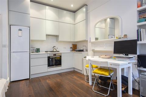 undefined, Kenninghall Road, London, E5