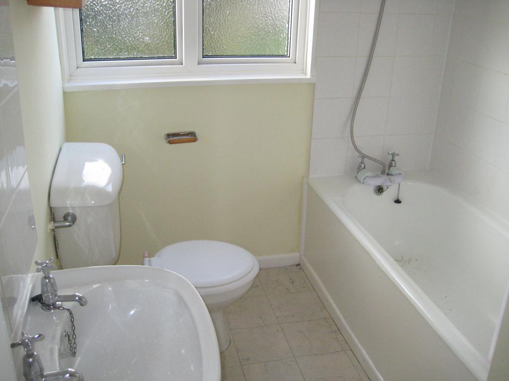 Bath / Shower Room