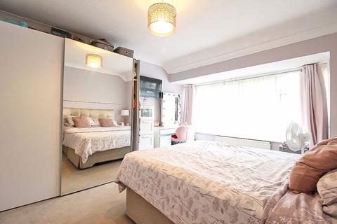 57 Laburnum Road, Lanesfield, Wolverhampton, WV4 6PA