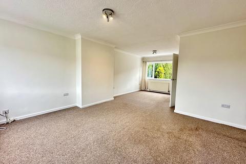 3 bedroom semi-detached house to rent, 1 Chancet Wood Close Chancet Wood/Meadowhead Sheffield S8 8TU