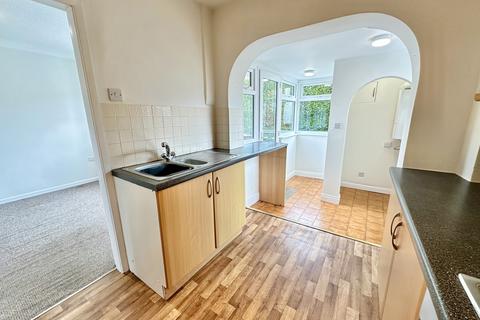 3 bedroom semi-detached house to rent, 1 Chancet Wood Close Chancet Wood/Meadowhead Sheffield S8 8TU