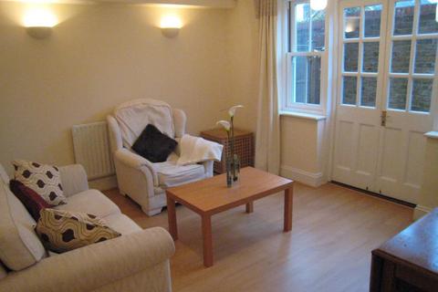 2 bedroom apartment to rent, Queens Road, Guildford, GU1