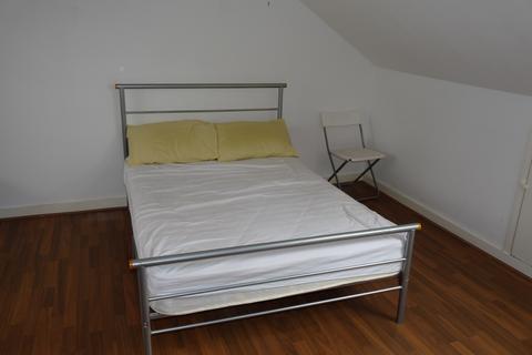 undefined, Christchurch Avenue, Kenton, HA3