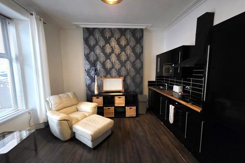 1 bedroom flat to rent, Wallfield Place, Rosemount, Aberdeen, AB25