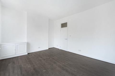 3 bedroom flat to rent, Marlborough Road, Archway, N19