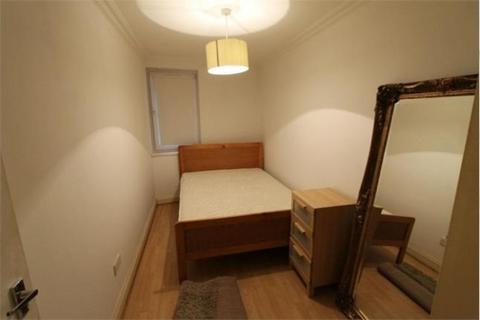 1 bedroom flat to rent, Finborough Road, Chelsea / Earls Court SW10