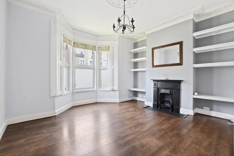 2 bedroom flat to rent, Archway Road, Highgate, N6