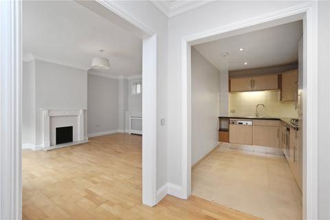 2 bedroom terraced house to rent, Gloucester Place Mews, Marylebone, W1U