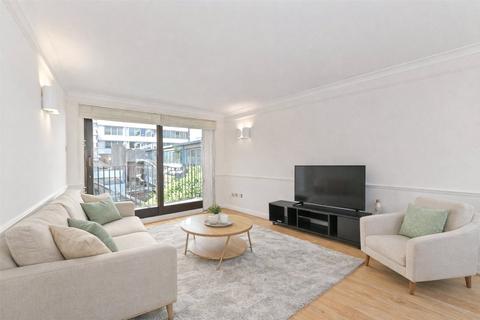 undefined, Romney Mews, Marylebone, W1U