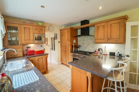 3 bedroom detached bungalow for sale, Green Lane, Via Hyde SK14