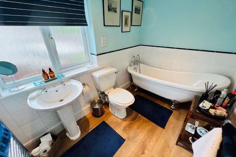 37 Box Lane, Wrexham, LL12 8BY