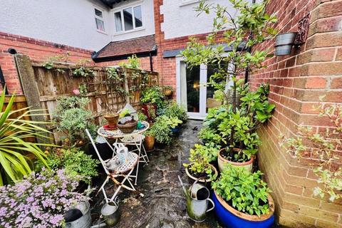 37 Box Lane, Wrexham, LL12 8BY