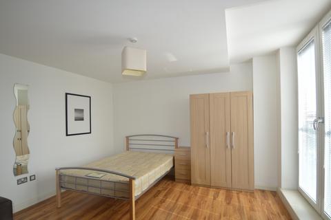 Studio to rent, Bromsgrove Street, Birmingham, West Midlands, B5