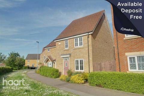 3 bedroom semi-detached house to rent, Kingfisher Drive, Ely