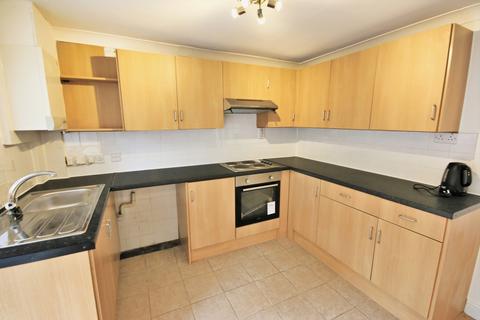 3 bedroom terraced house to rent, Malpas Avenue, Whelley,  Wigan WN1 3PN
