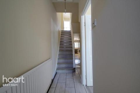 4 bedroom terraced house to rent, Milton Avenue, London