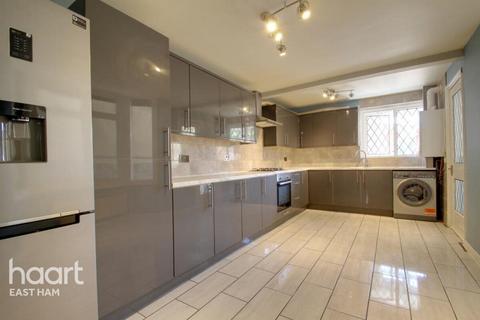 4 bedroom terraced house to rent, Milton Avenue, London