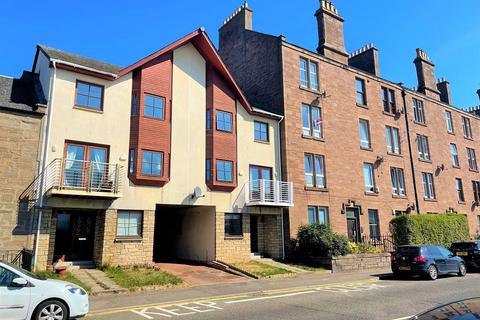 4 bedroom townhouse to rent - Clepington Road, Dundee, DD3 7TA