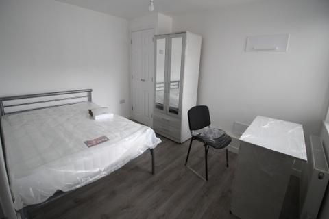 2 bedroom apartment to rent, Flat 4, 7 Court Street, Leamington Spa
