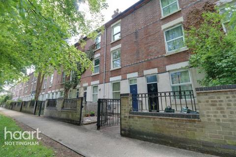 3 bedroom terraced house to rent, Waterloo Promenade, Nottingham