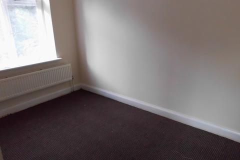 2 bedroom end of terrace house to rent, Harrington Street  Leicester