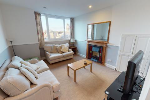 2 bedroom flat to rent, John Street, City Centre, Aberdeen, AB25