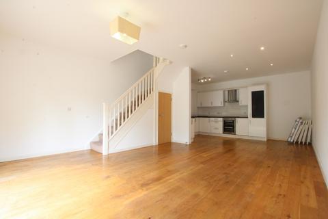 4 bedroom end of terrace house to rent, Bevendean Road, Brighton BN2