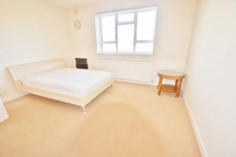 2 bedroom flat to rent, 566 Finchley Road, Golders Green