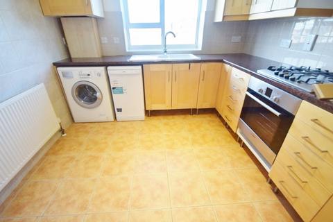 2 bedroom flat to rent, 566 Finchley Road, Golders Green