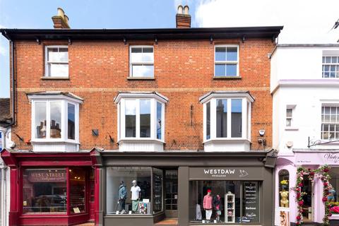 2 bedroom apartment to rent, West Street, Dorking, Surrey, RH4