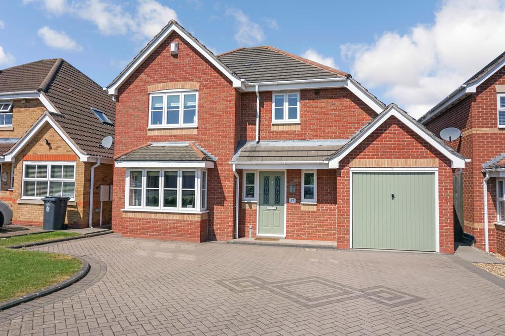 Kempton Drive, Dosthill, Tamworth 4 bed detached house £365,000