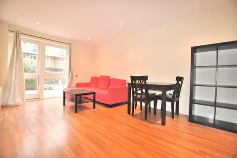 3 bedroom flat to rent - Hoxton Square, London N1