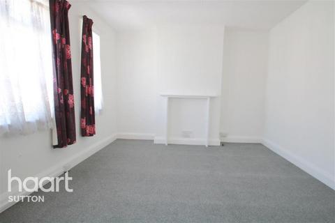 2 bedroom flat to rent, High Street