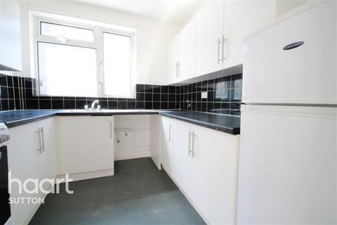 2 bedroom flat to rent, High Street