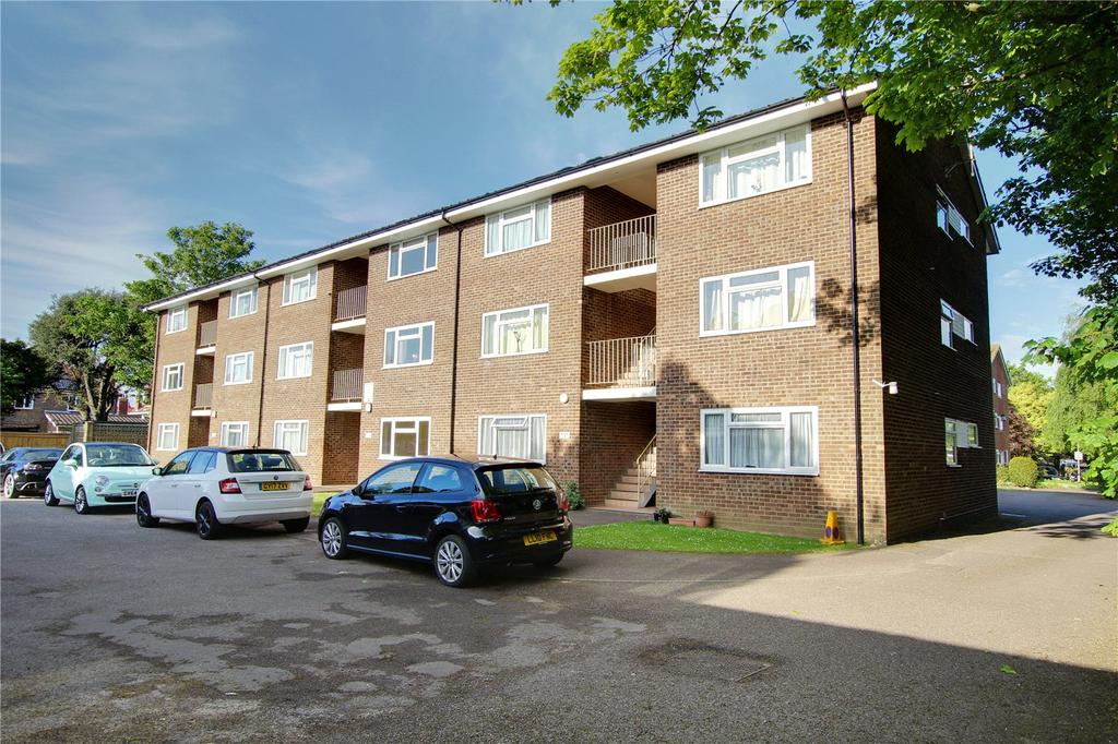 Broadwater Hall, South Farm Road, Worthing, West Sussex, BN14 1 bed