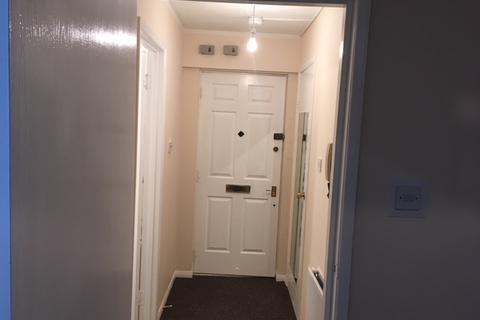 1 bedroom flat to rent, Preston Place, Flat 1-2, Glasgow G42