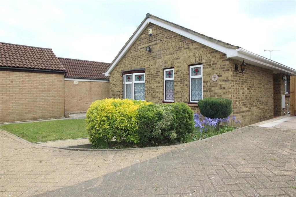 Riversdale, Northfleet, Gravesend, Kent, DA11 3 bed bungalow £1,350