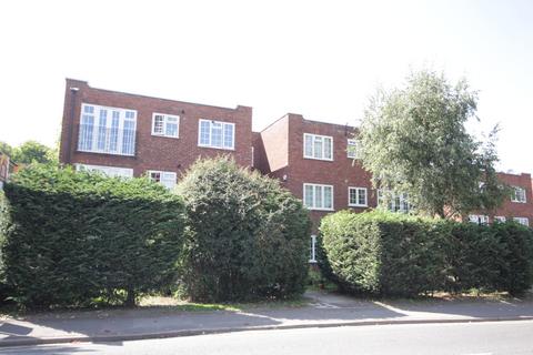 1 bedroom flat to rent, Cookham Road Maidenhead Berkshire