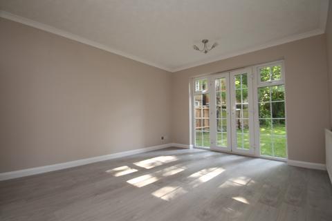 1 bedroom flat to rent, Cookham Road Maidenhead Berkshire