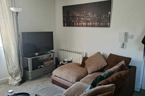 1 bedroom flat to rent, Modern 1 bed Flat in Central location