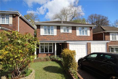 5 bedroom detached house to rent, Lodge Close, Englefield Green, Egham, TW20